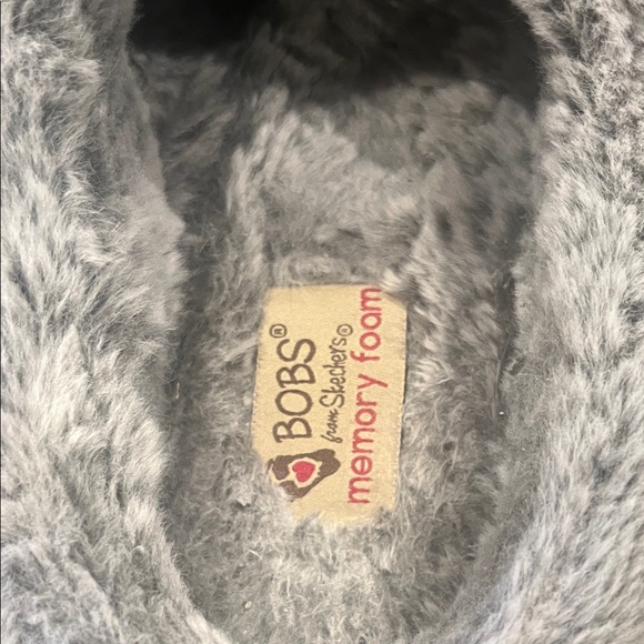 Skechers BOBS Gray Plush Slippers - Picture 2 of 4
